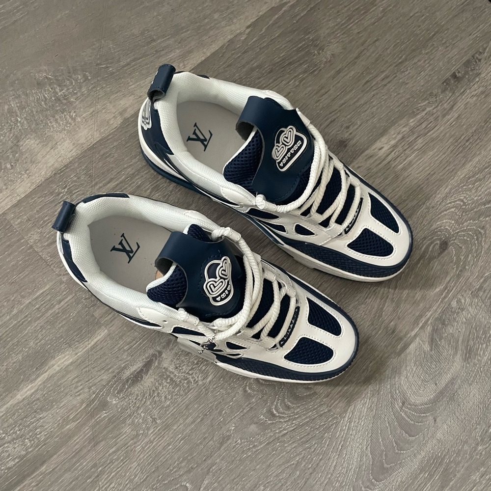 Louis Vuitton Skate Shoe In Blue - Picture 2 of 7